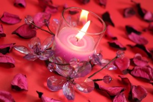 Candle with dry petals